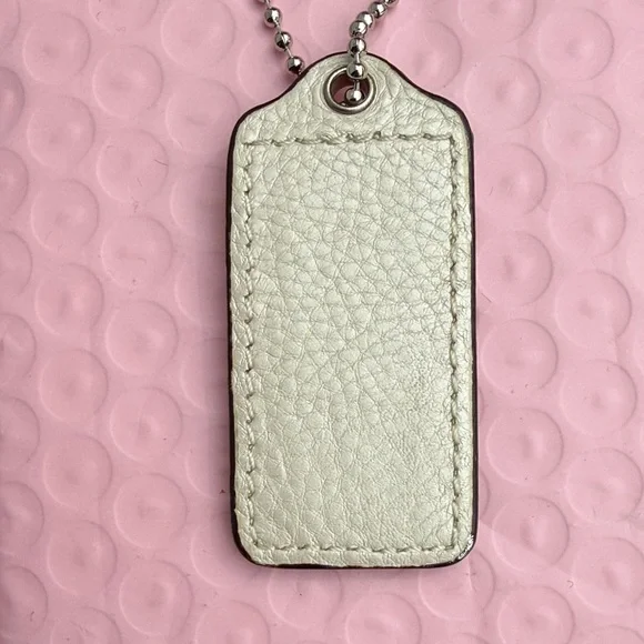 Coach White Pearls Hangtag Coach Keychain Coach bag accessories - Picture 4 of 6
